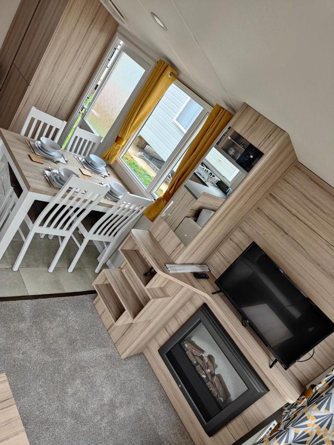 سانداوْن J6 Static Caravan, Fairway Holiday Park المظهر الخارجي الصورة